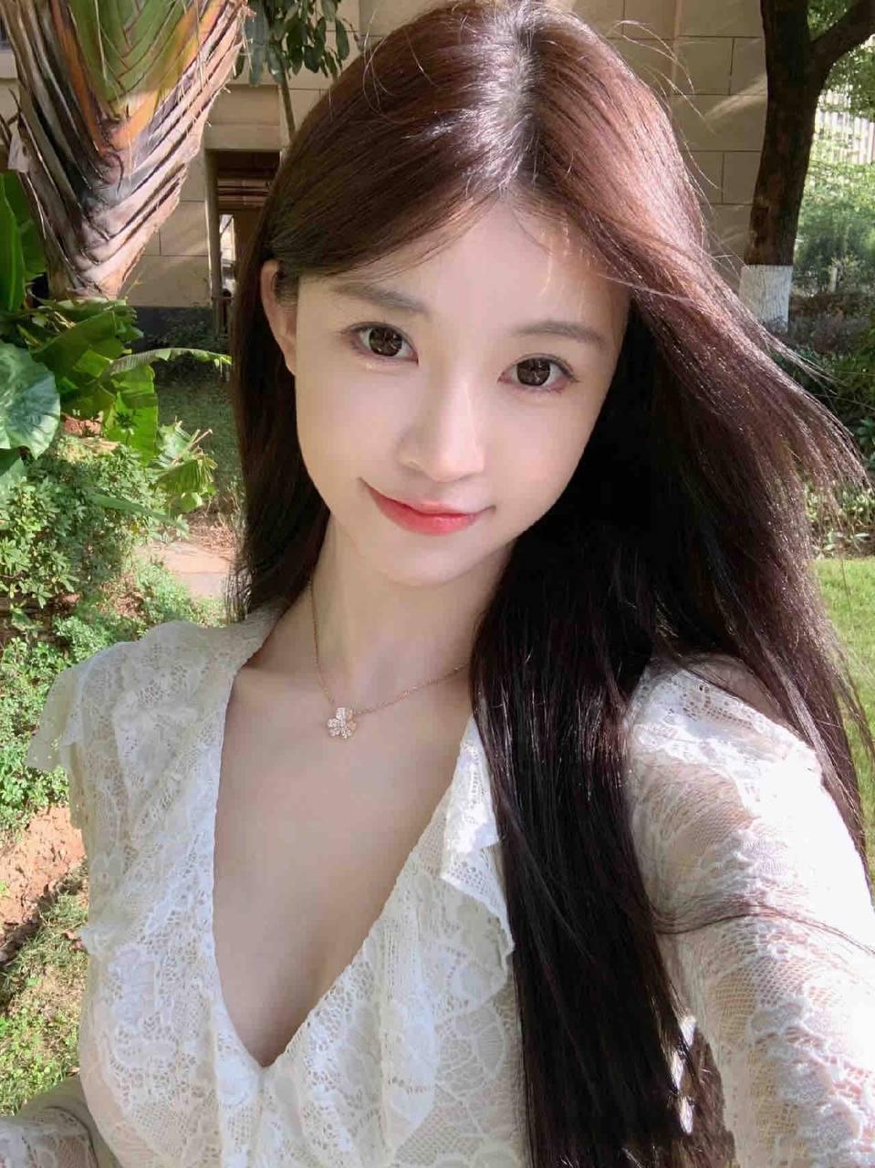 茶香萦绕，甜苦交织，茶叶入馅汤圆的特有韵味